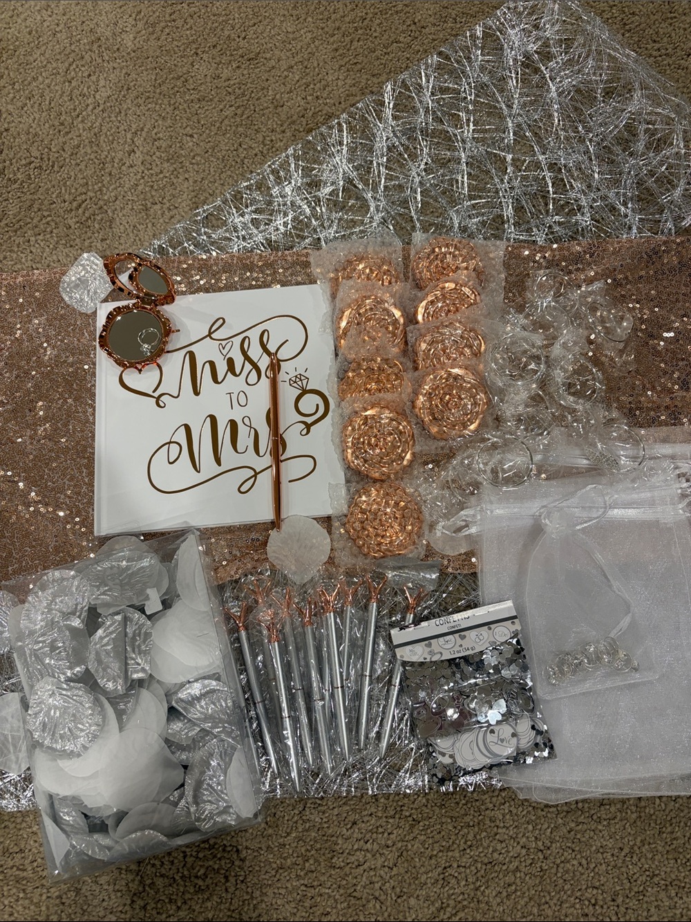 Party Decor Set in Rose Gold & White💝🤍💝